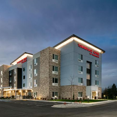 Towneplace Suites By Marriott Oconomowoc Εξωτερικό φωτογραφία