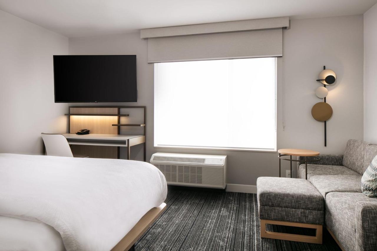 Towneplace Suites By Marriott Oconomowoc Εξωτερικό φωτογραφία