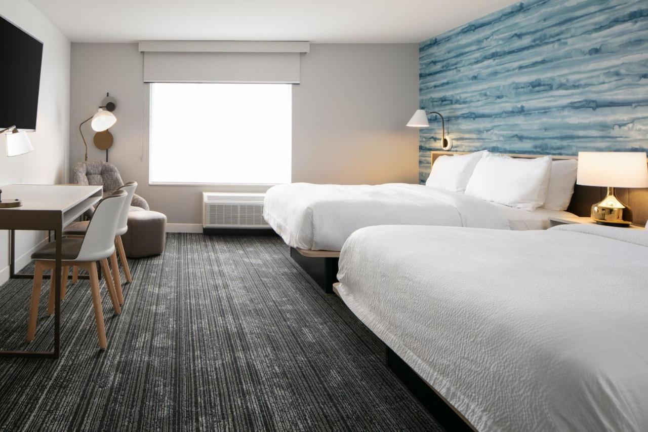 Towneplace Suites By Marriott Oconomowoc Εξωτερικό φωτογραφία