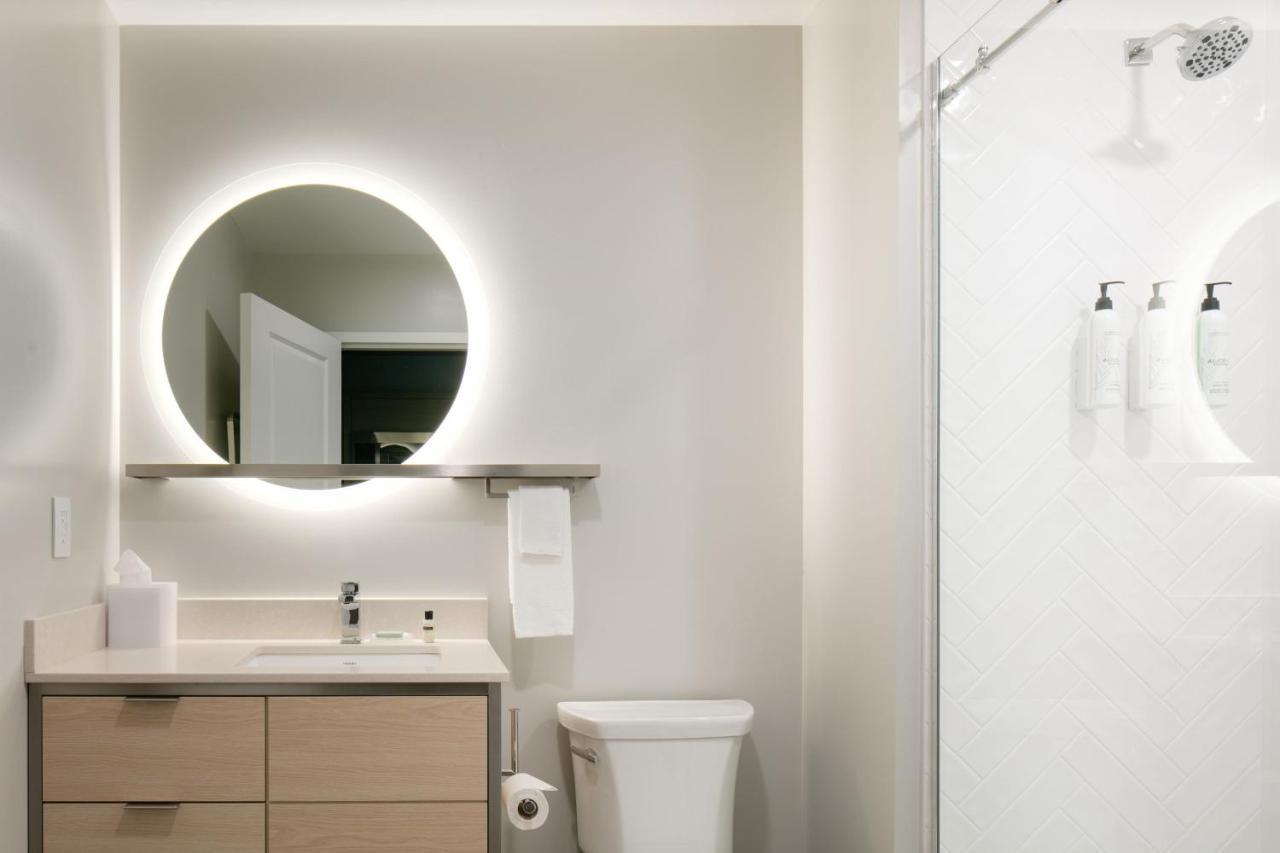 Towneplace Suites By Marriott Oconomowoc Εξωτερικό φωτογραφία